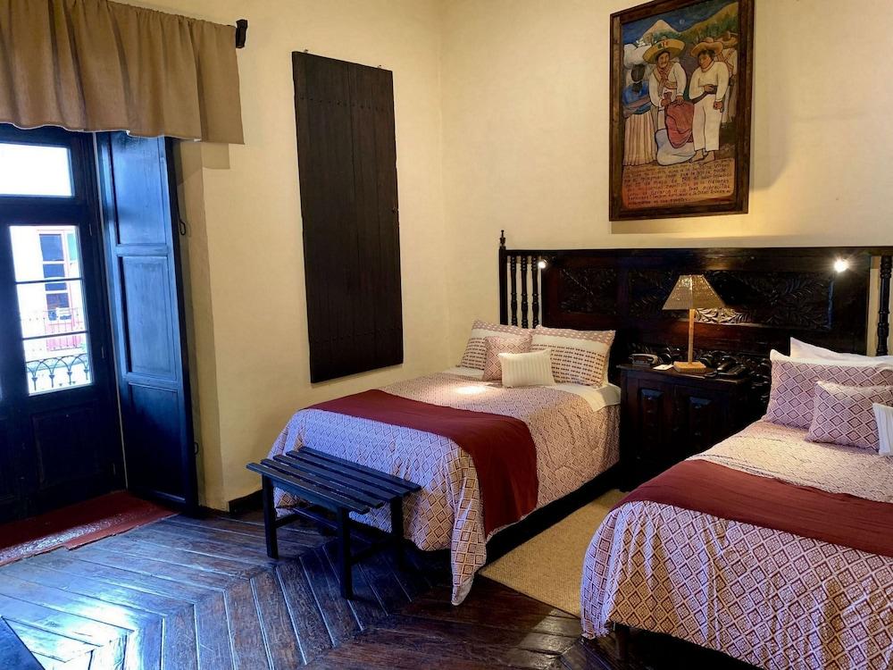 Hotel Mansion Iturbe Pátzcuaro Dış mekan fotoğraf