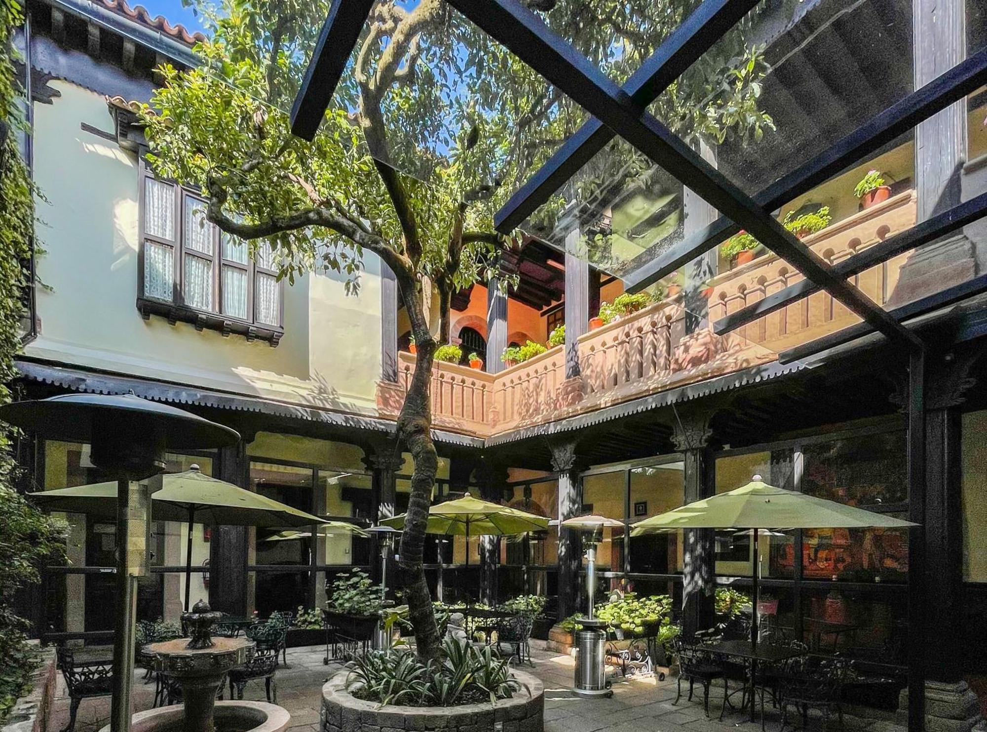 Hotel Mansion Iturbe Pátzcuaro Dış mekan fotoğraf